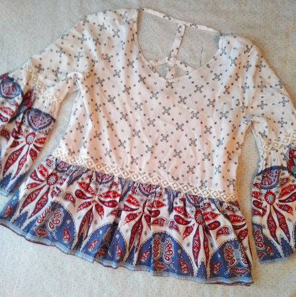 Umgee Bell Sleeve Top Boho - Picture 2 of 7